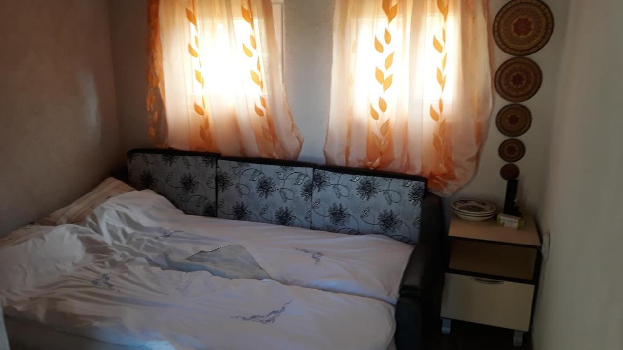 Villa Vrbena エクステリア 写真